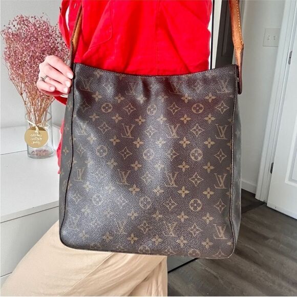 ✅AUTHENTIC✅LOUIS VUITTON LOOPING GM - Picture 15 of 15